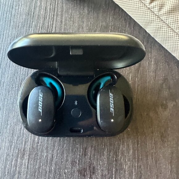 Bose headphones - Picture 1 of 3
